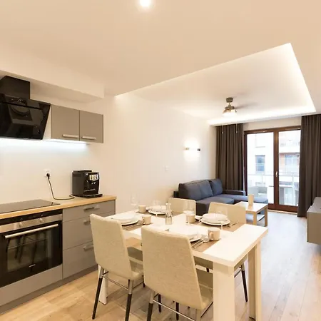 アパート Apartlogy Aura2 105 - Experience Intelligent Living While Travelling グダニスク